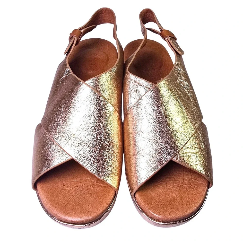 Gentle Souls Kenneth Cole Wedge Sandal Womens 9 Metallic Rose Gold Platform
